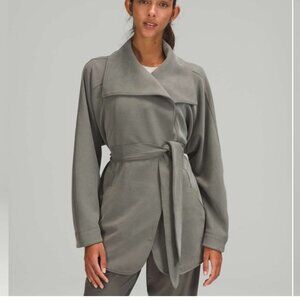 Lululemon Softstreme Wrap (Missing Belt!, Size M/L)